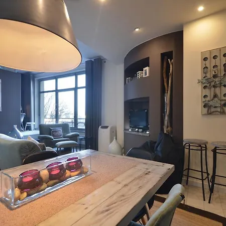 -- Manhattan -- Centrum -- Starowka -- * كولوبرزيغ